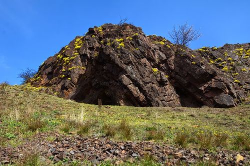 геологический памятник природы скалы МОПРа